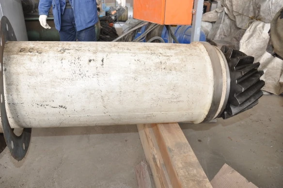 Konik Kırıcı Pinyon dişlisi kırıldı