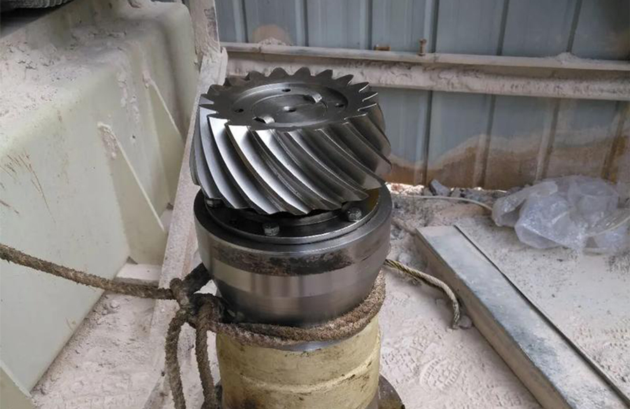 new Pinion Gear